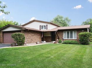 5222 Arquilla Dr, Richton Park, IL 60471