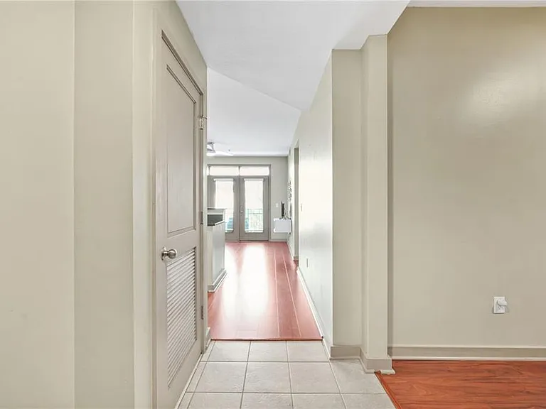 390 17th St NW #5037 — Photo 10