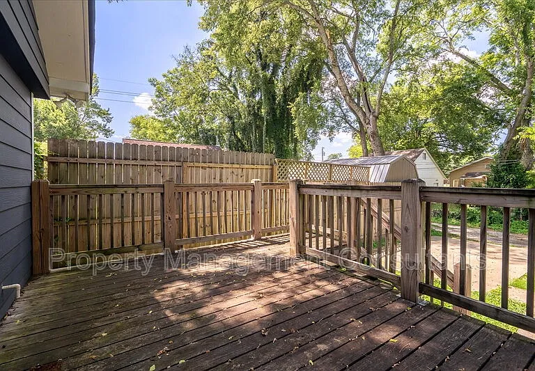 805 Rison Ave NE — Photo 28