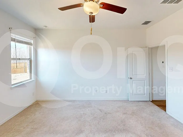 1108 Chip St — Photo 10