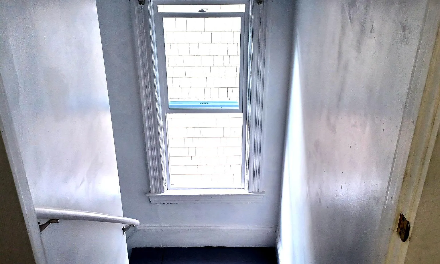 394 Hope St — Photo 3