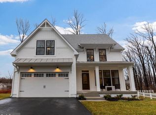 2036 William Ave, Essex, MD 21221