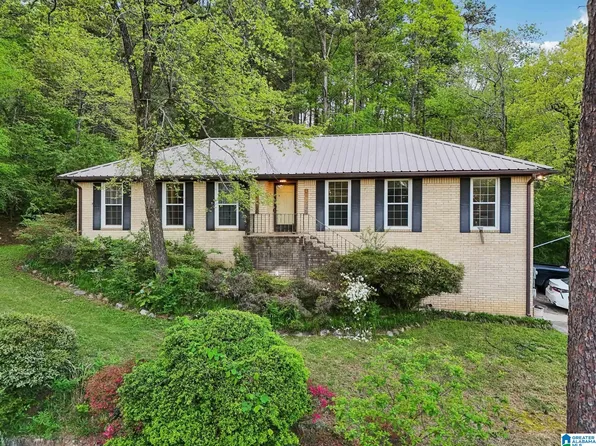 6562 Lynn Cir, Leeds, AL 35094