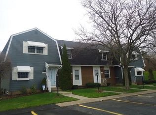 1107 Appletree Ln, Erie, PA 16509