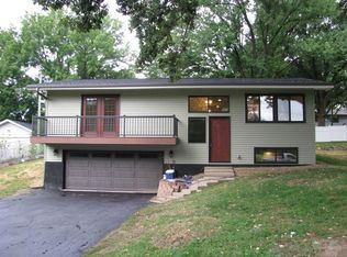 2940 Middle Rd, Keokuk, IA 52632