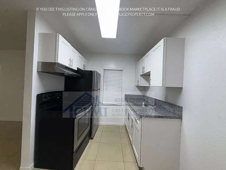 Riverside Manor/N'ice Apartments - 889 Riverside Drive, Ft. Lauderdale, FL 33312 — Photo 37