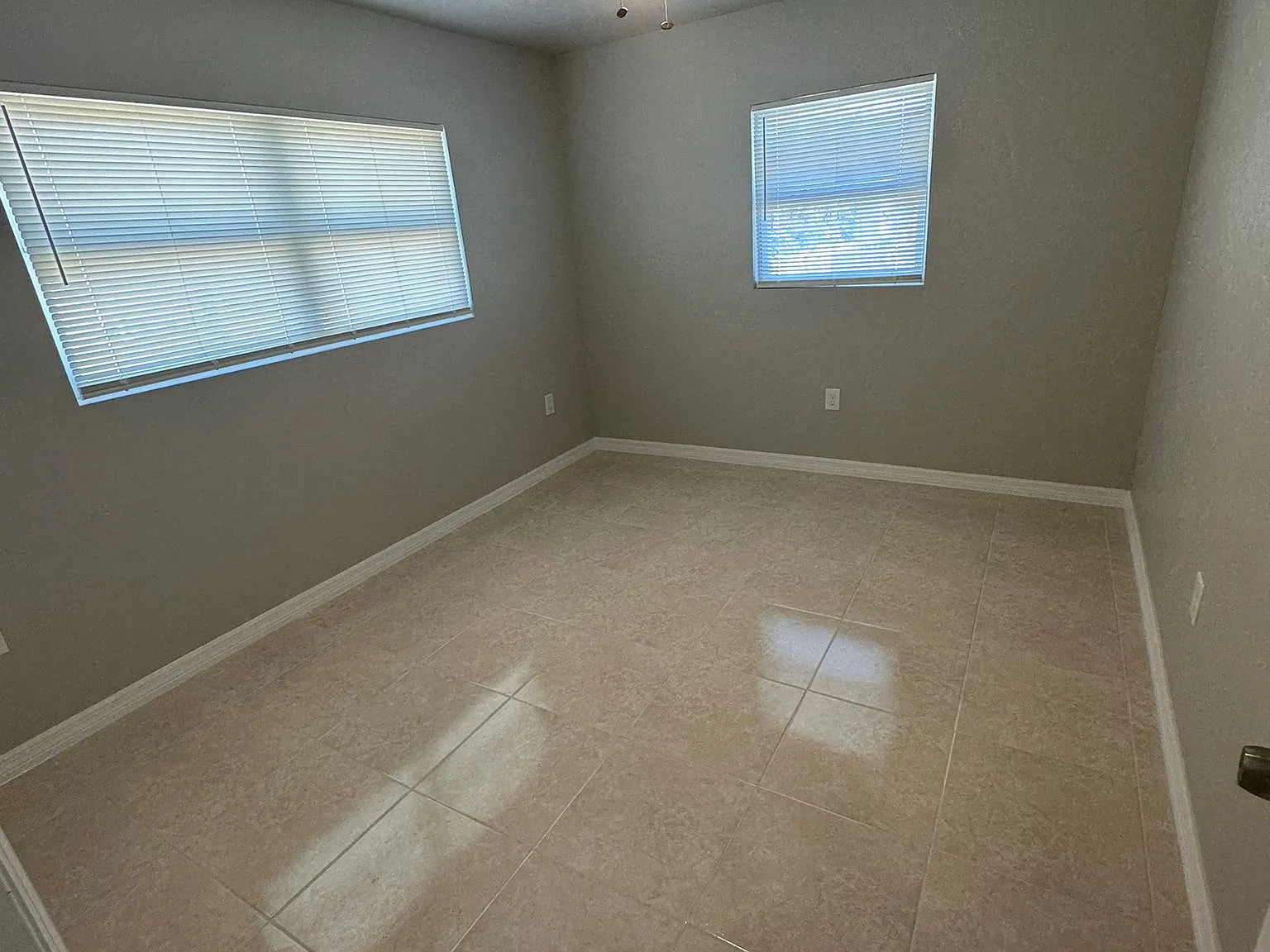 11430-32 Kimble Dr - Quad — Photo 3