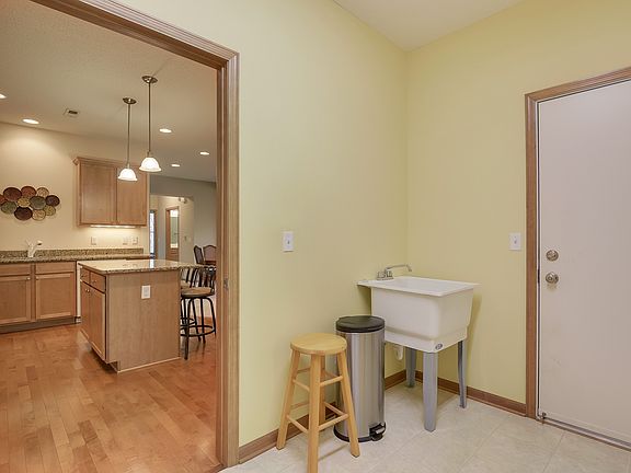 3rd image of 12319 Yancy Cir NE Unit A