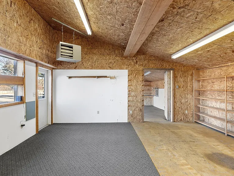 401 S Main St — Photo 30