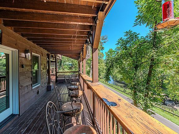 3rd image of 7022 Aska Rd