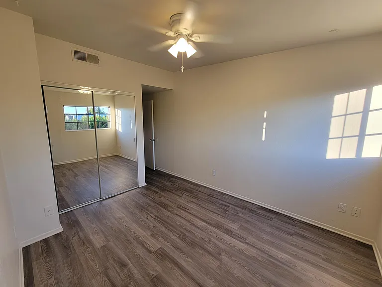 Bedroom #2 & mirrored closet doors