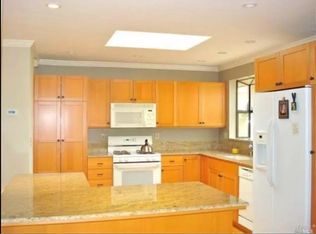 58 Berens Dr, Kentfield, CA 94904