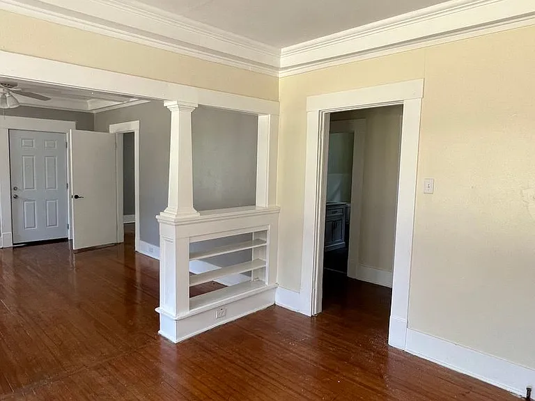 1025 Foster St — Photo 16