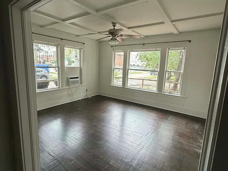 1302 W Bell St #1 — Photo 3