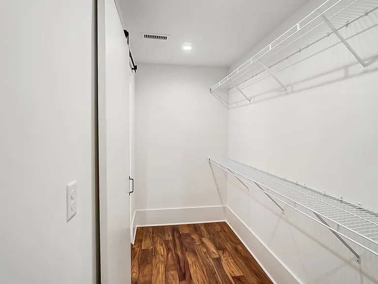 12-14 E 15th St — Photo 27