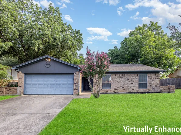 3024 Highgate Ln, Bedford, TX 76021
