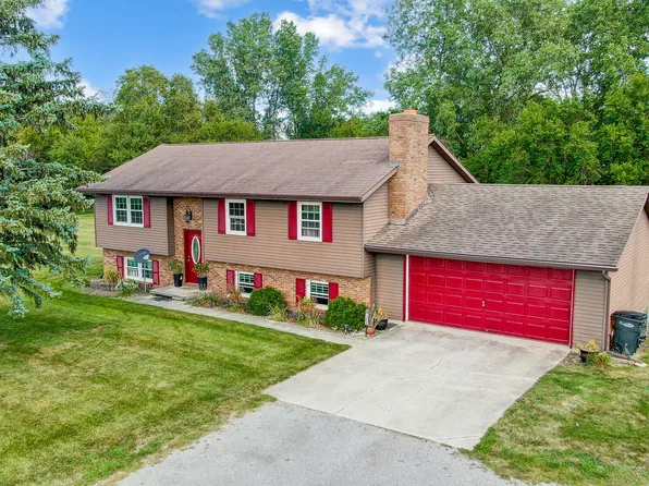 14698 State Route 196, Wapakoneta, OH 45895