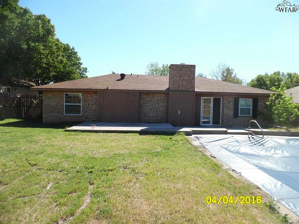 2nd image of 4728 Priscilla Ln
