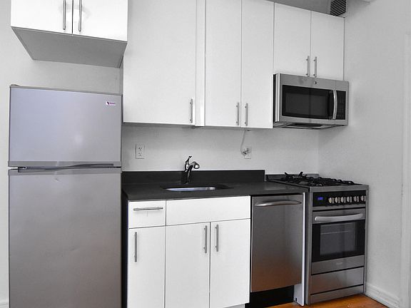3rd image of 100 Stanton St #2F