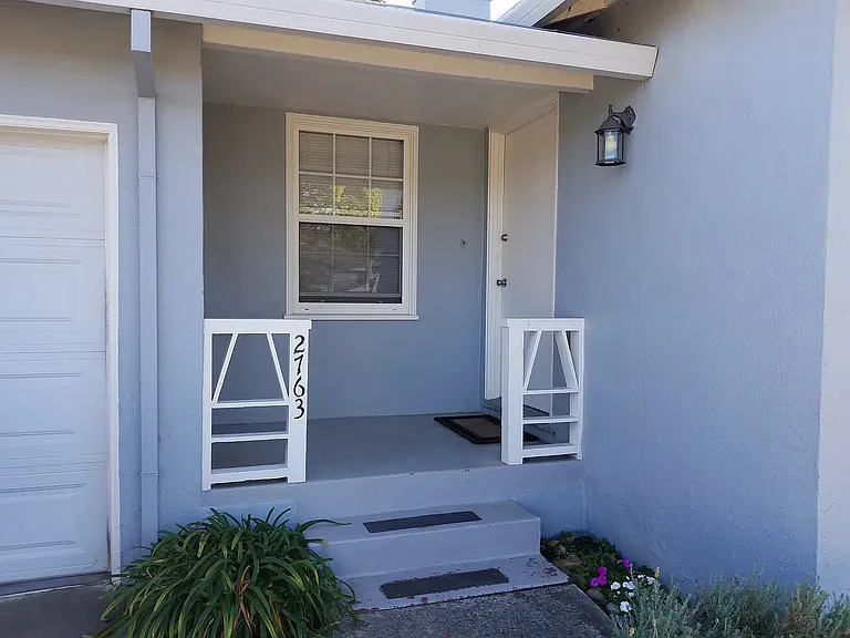 2763 Cypress St — Photo 2