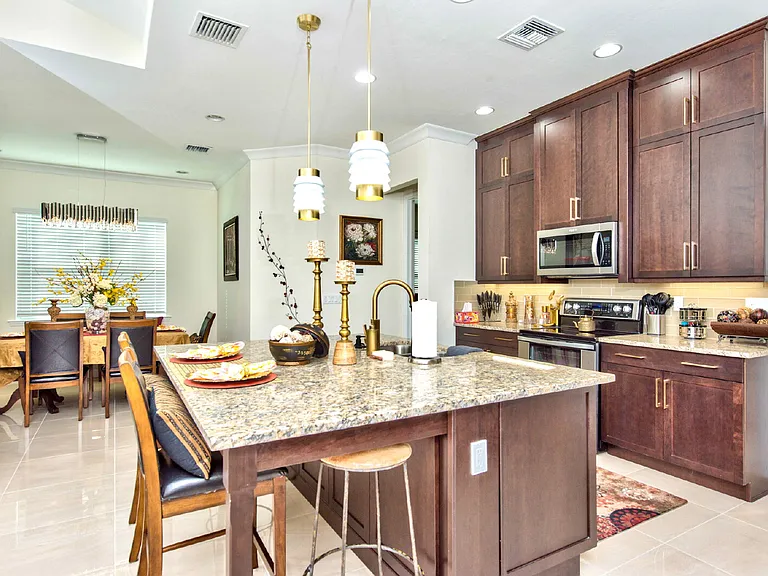7204 Cayo Coco Ln — Photo 2