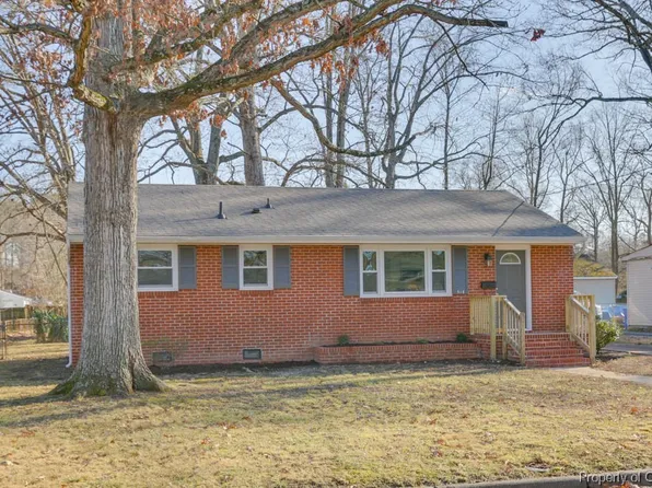 518 Pagewood Dr, Newport News, VA 23602