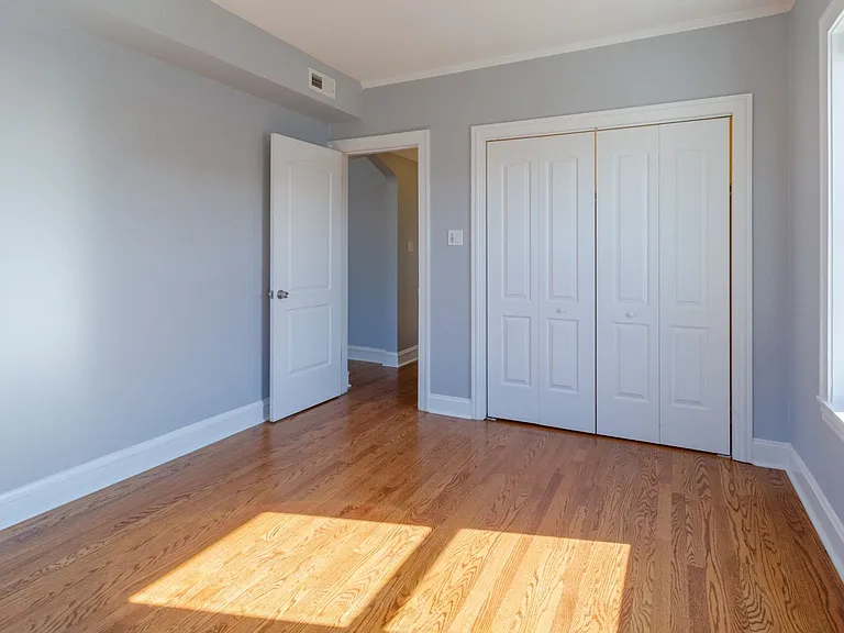 5726 N Mozart St #1A — Photo 11