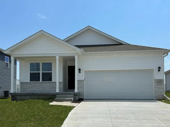 69 Pompas Dr SW, Cedar Rapids, IA 52404