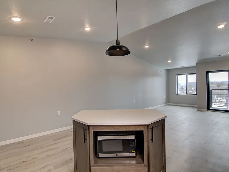 299 Fairfax St — Photo 4