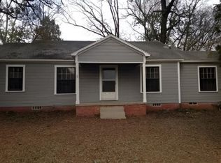 221 Leonard Dr, Longview, TX 75602