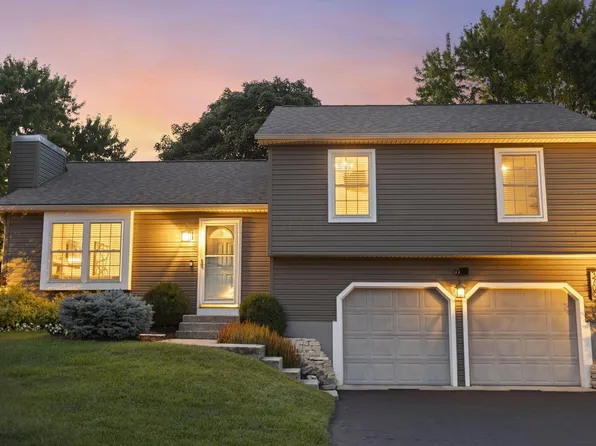 3700 Mountshannon Rd, Columbus, OH 43221