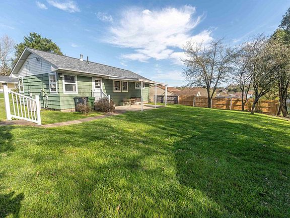 4th image of 1457 Woodland Dr
