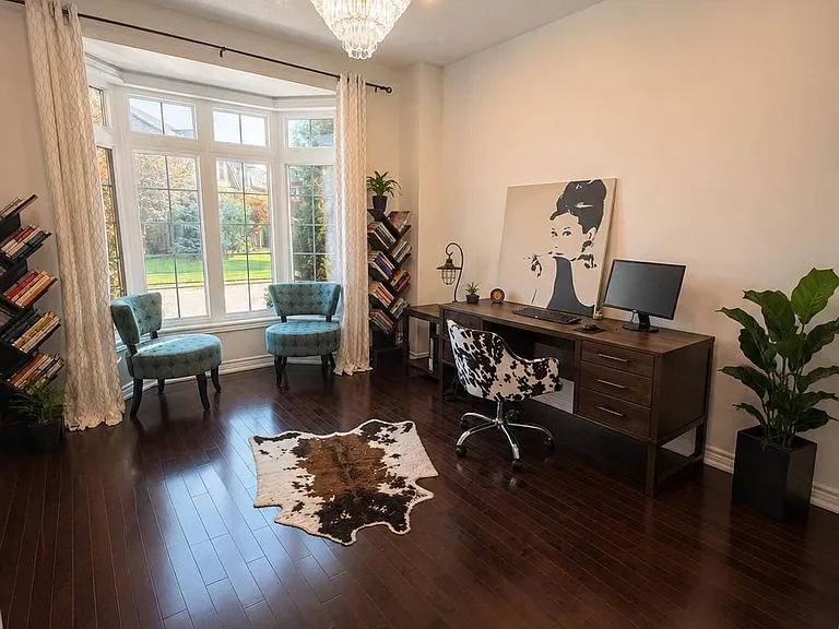 250 Admiral Dr — Photo 3
