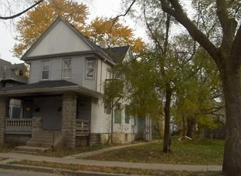 2nd image of 2340 N 17th St #2342