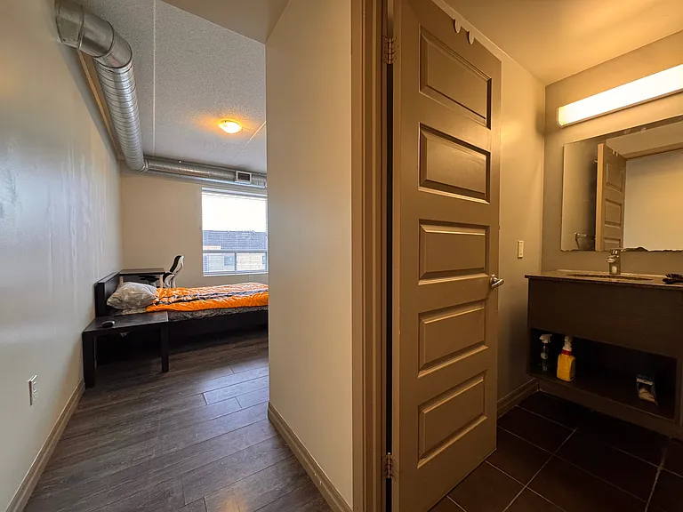 8 Hickory St W #405 — Photo 13