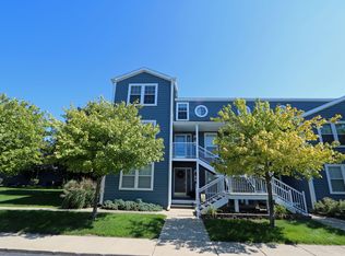 2327 S Pointe Way, Saint Joseph, MI 49085