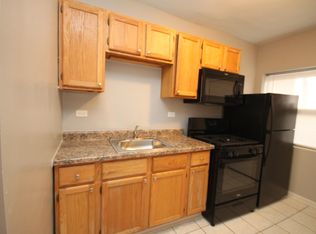 1350 W Argyle St APT 2S, Chicago, IL 60640