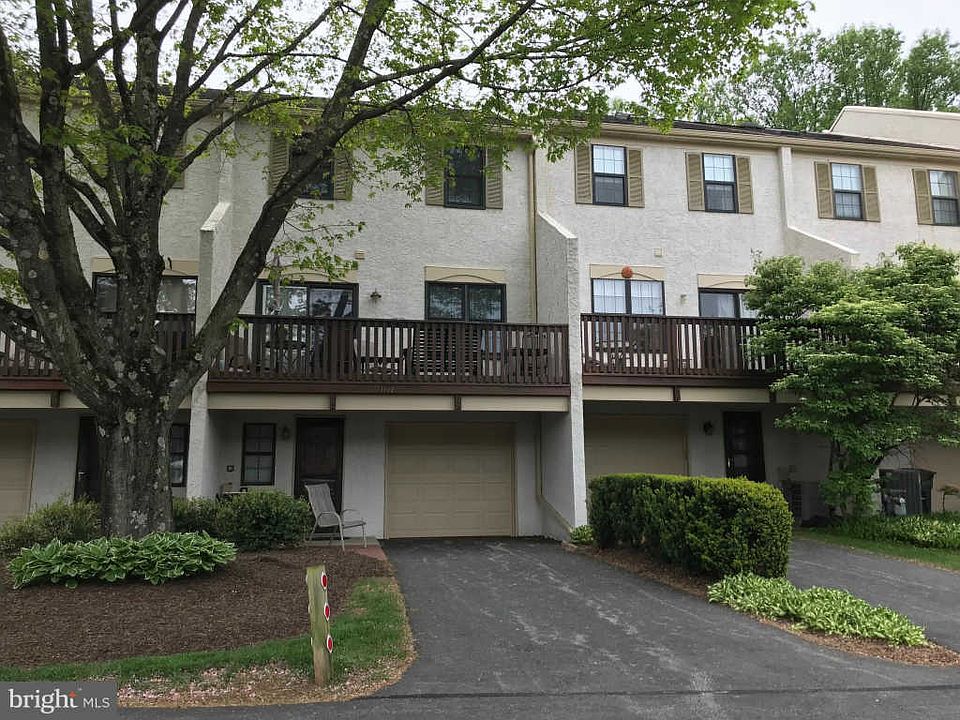 2nd image of 1107 Wellesley Ter