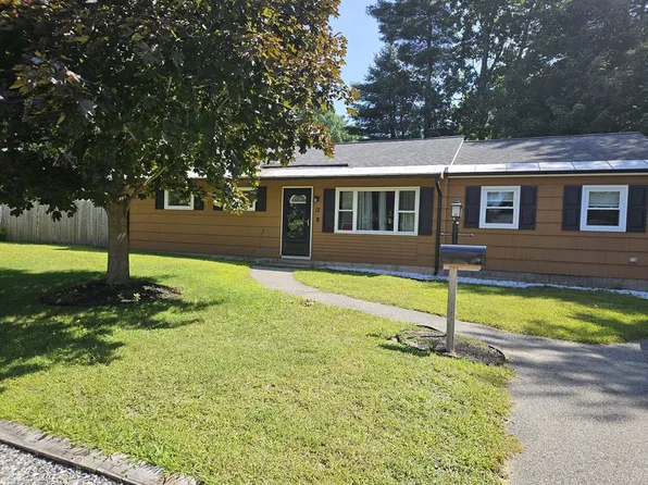 12 Kneeland Rd, Tewksbury, MA 01876