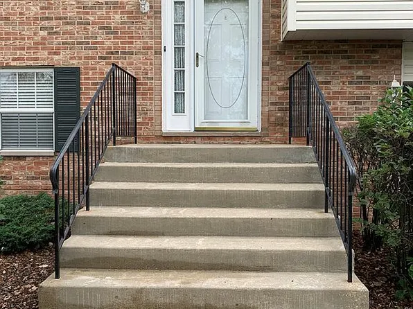5356 W Dixie Dr, Alsip, IL 60803