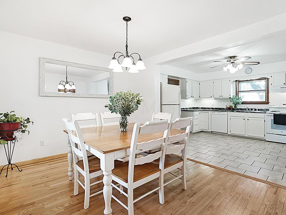 1st image of 227 Harriet Ave