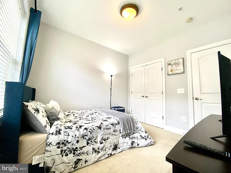 15181 Lancashire Dr — Photo 10