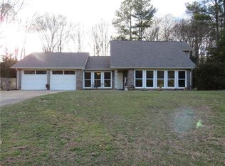 65 Oakwood Dr, Cedartown, GA 30125