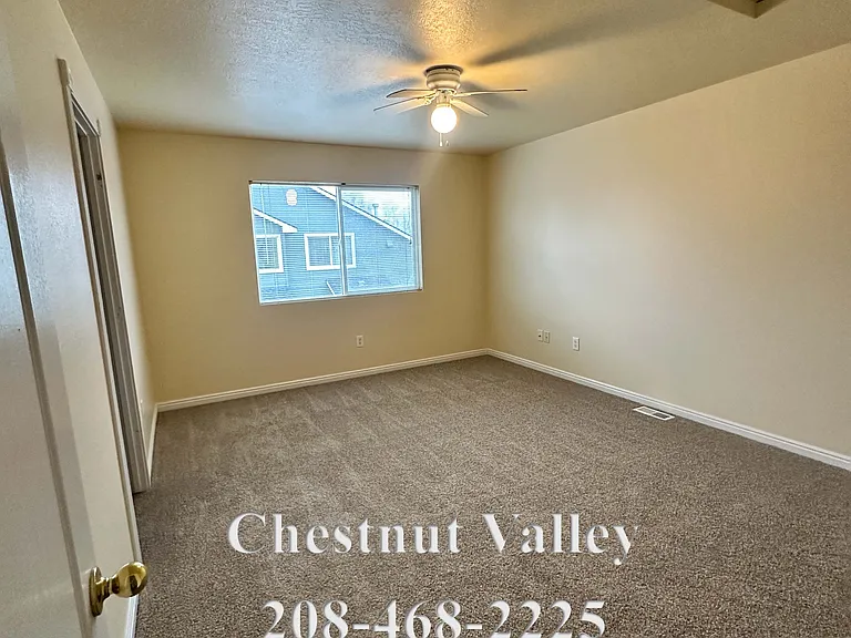 1223 E Sharons Loop #101 — Photo 7
