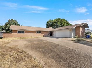 4807 Swan Lake Cir, Waco, TX 76710