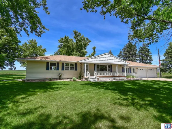 701 Chapin Ave, Waco, NE 68460