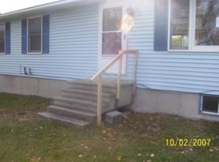 21 Meadowview Dr, Dannemora, NY 12929