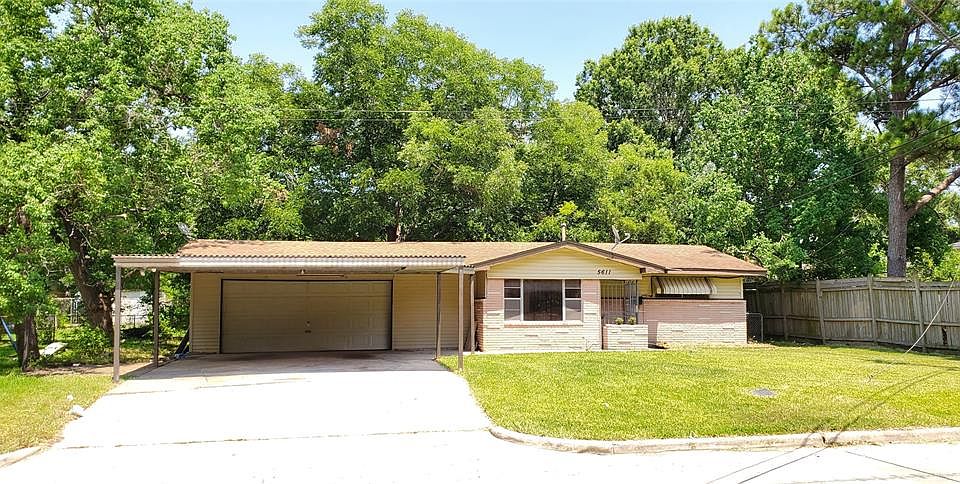 1st image of 5611 Harbrook Dr