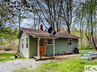 7 Grefe Rd, Scaly Mountain, NC 28775