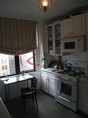 Rented by Rachel Realty | media 12